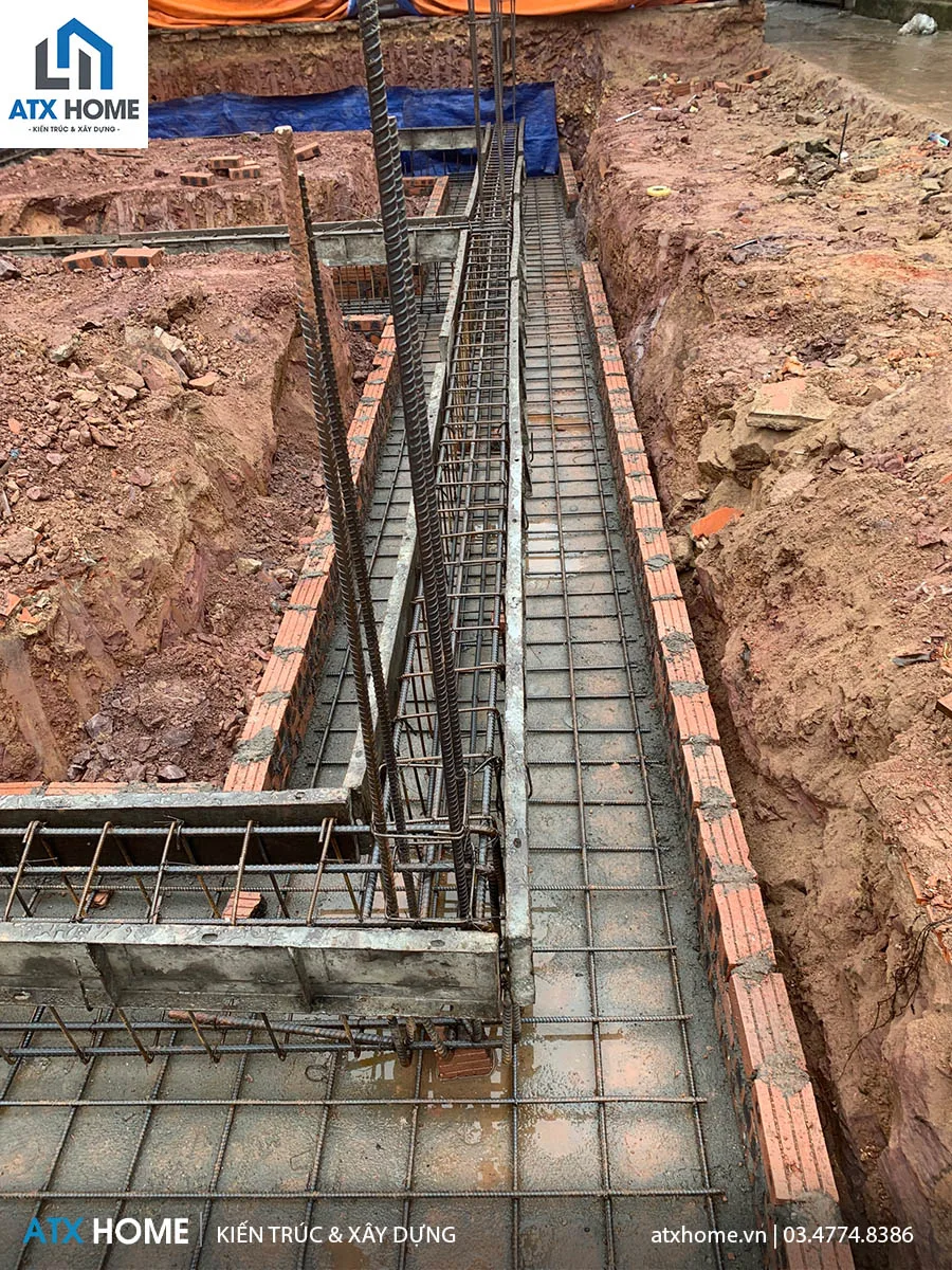 giám sát ghép cốp pha và cốt thép dầm móng, móng băng