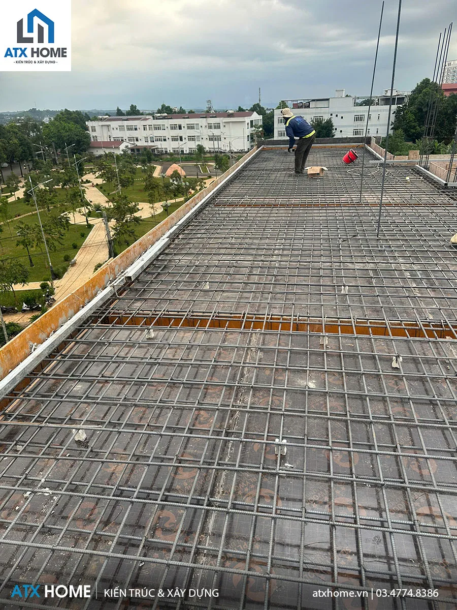 giám sát công tác lắp dựng ván khuôn và cốt thép dầm sàn